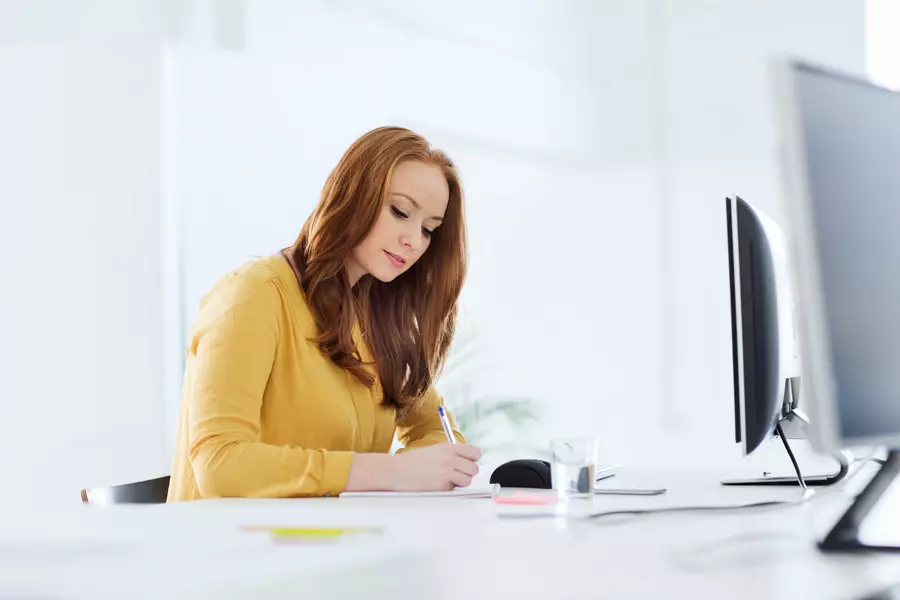 Lecteur-correcteur et prestations d'écriture pour les entreprises